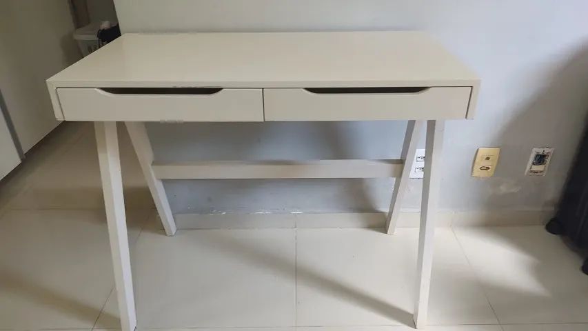 Mesa de Estudos - Foto 2