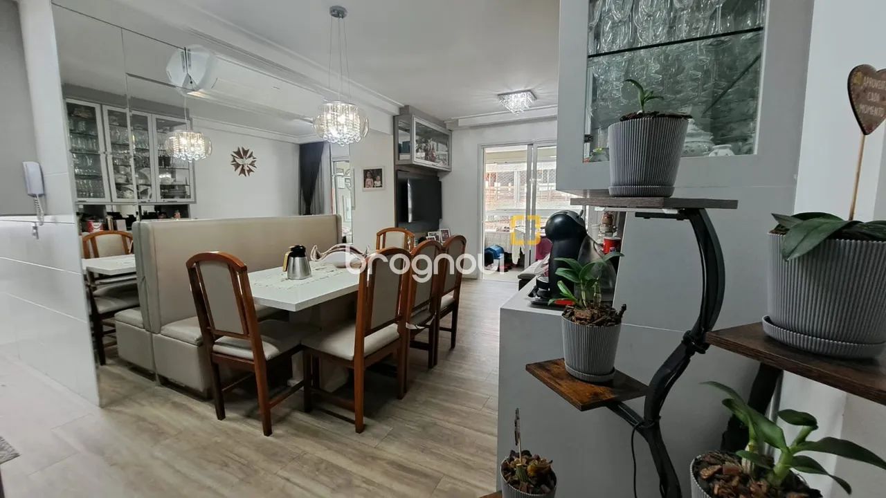 Apartamento 3 D. sendo 1 suíte, 4 vagas, no Abraão, Florianópolis SC - Foto 4