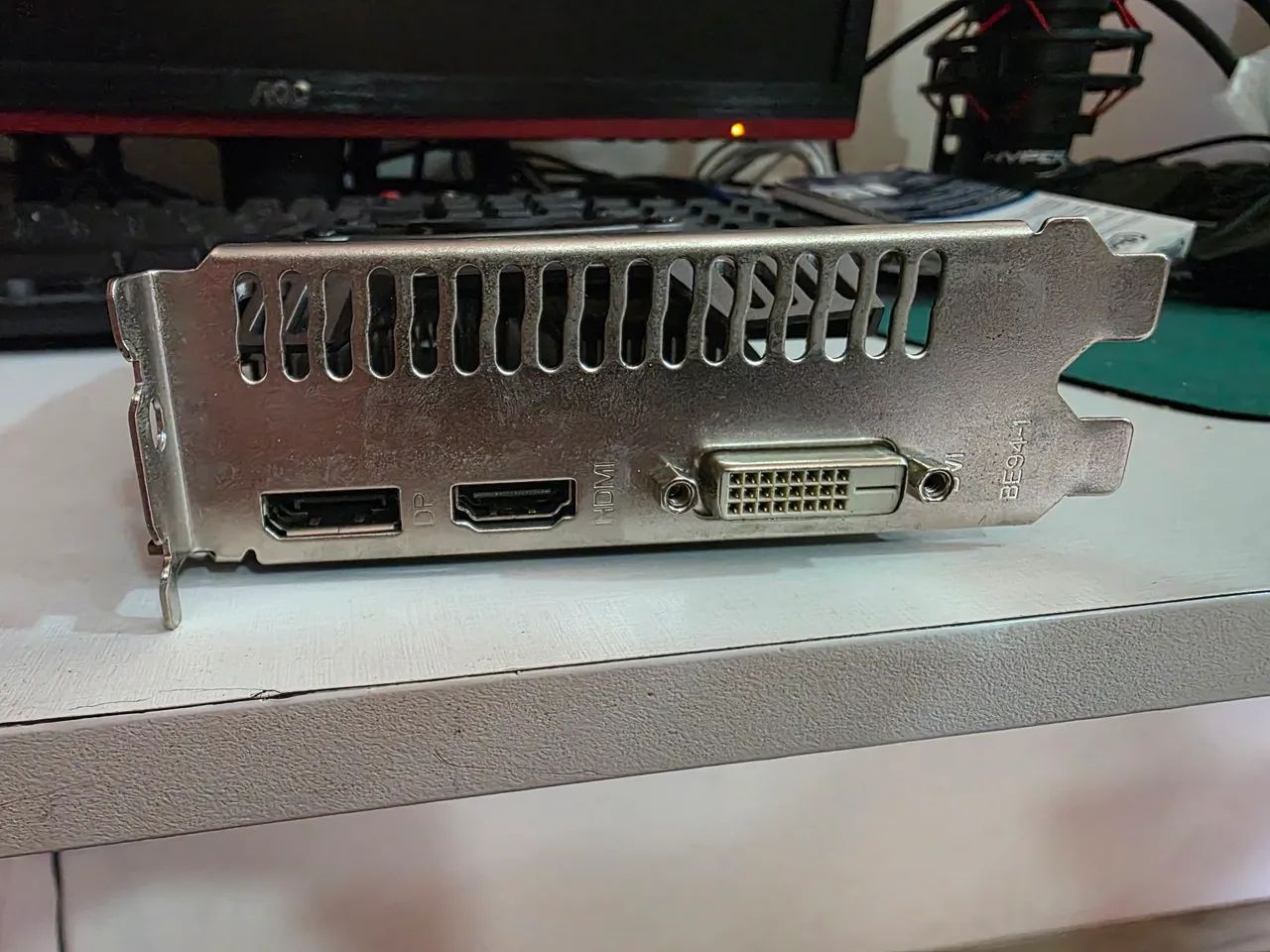 Radeon RX 550 de 4GB GDDR5 - Foto 2