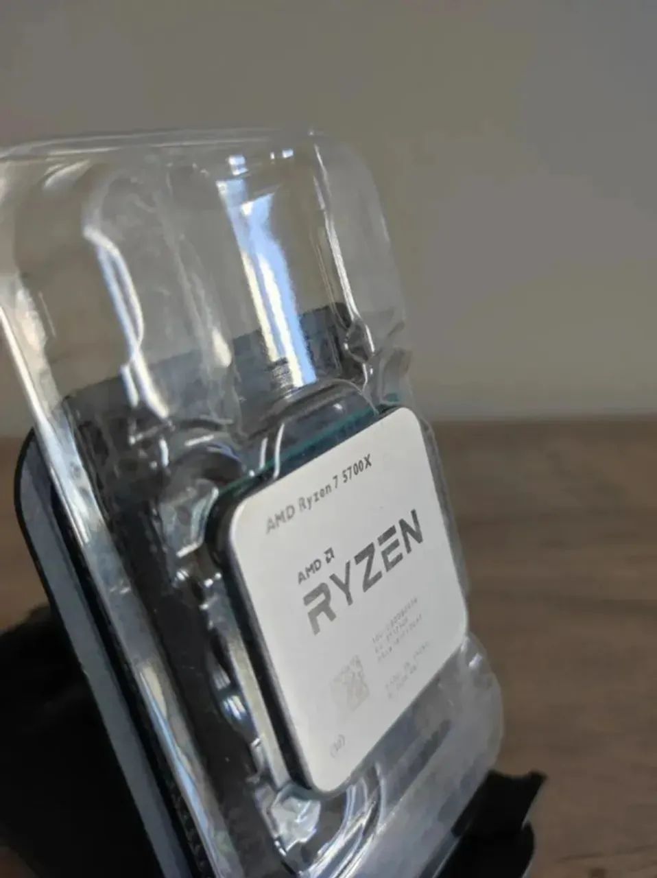 Processador AMD Ryzen 7 5700X - 8 Núcleos / 16 Threads