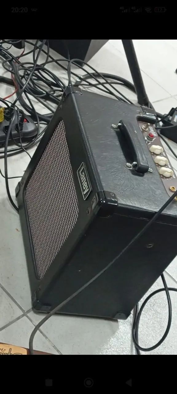 Laney valvulado cub10