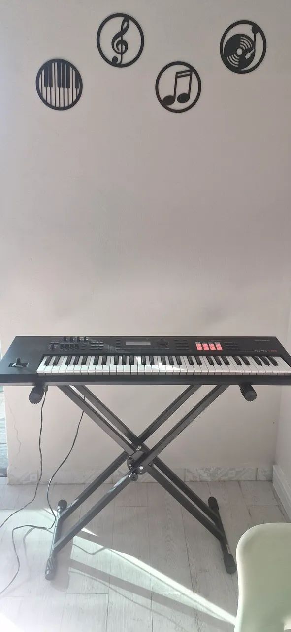 Teclado XPS 30 Roland  - Foto 4