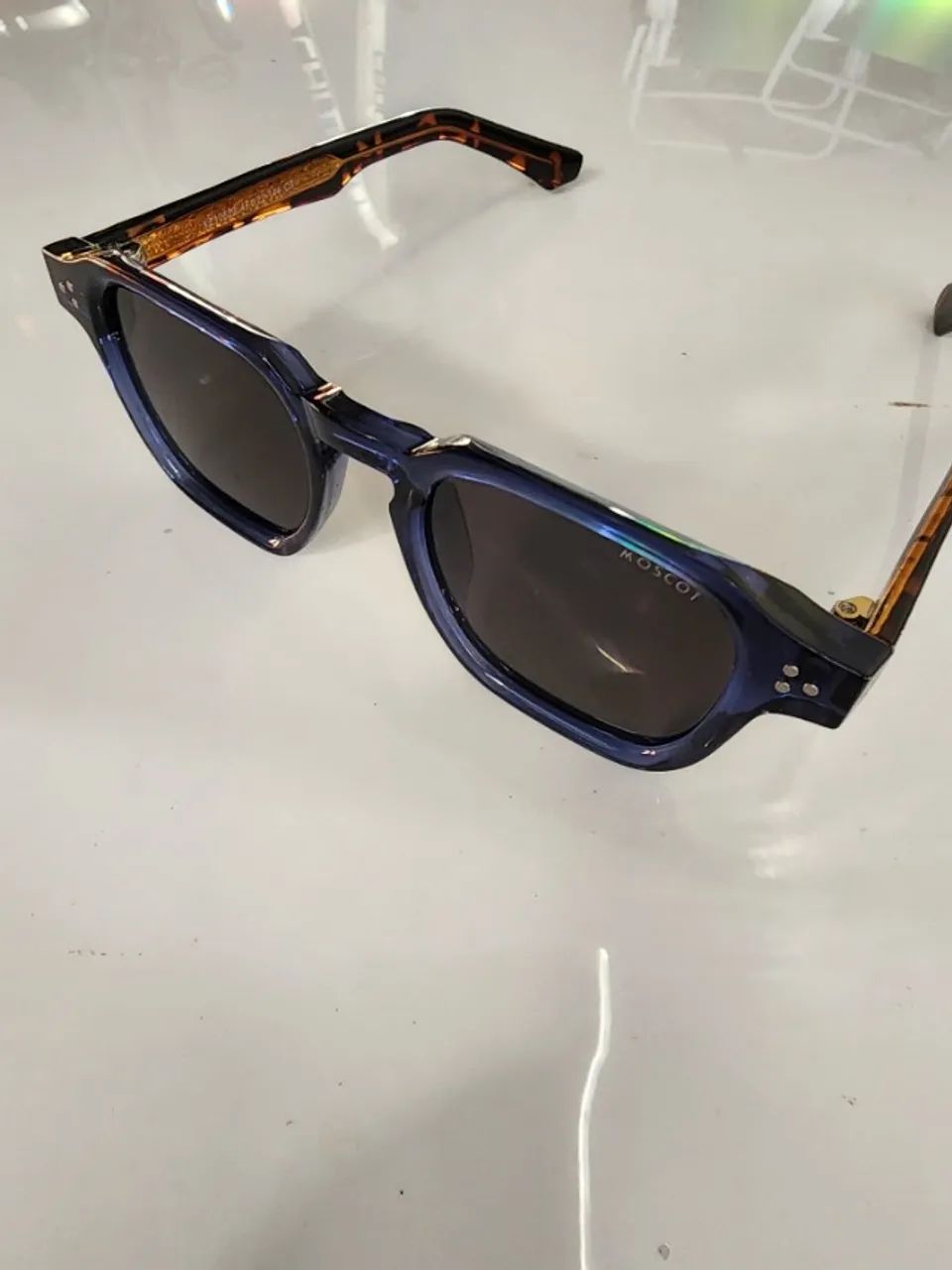 Oculos de sol mascote original 