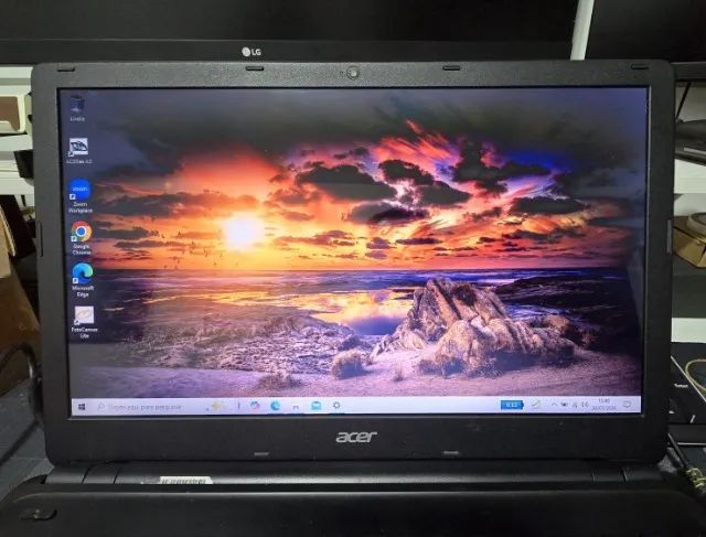 Notebook Acer Aspire E1 15" Core i5, 8Gb RAM, SSD256Gb, Bluetooth, Wi-fi. - Foto 2
