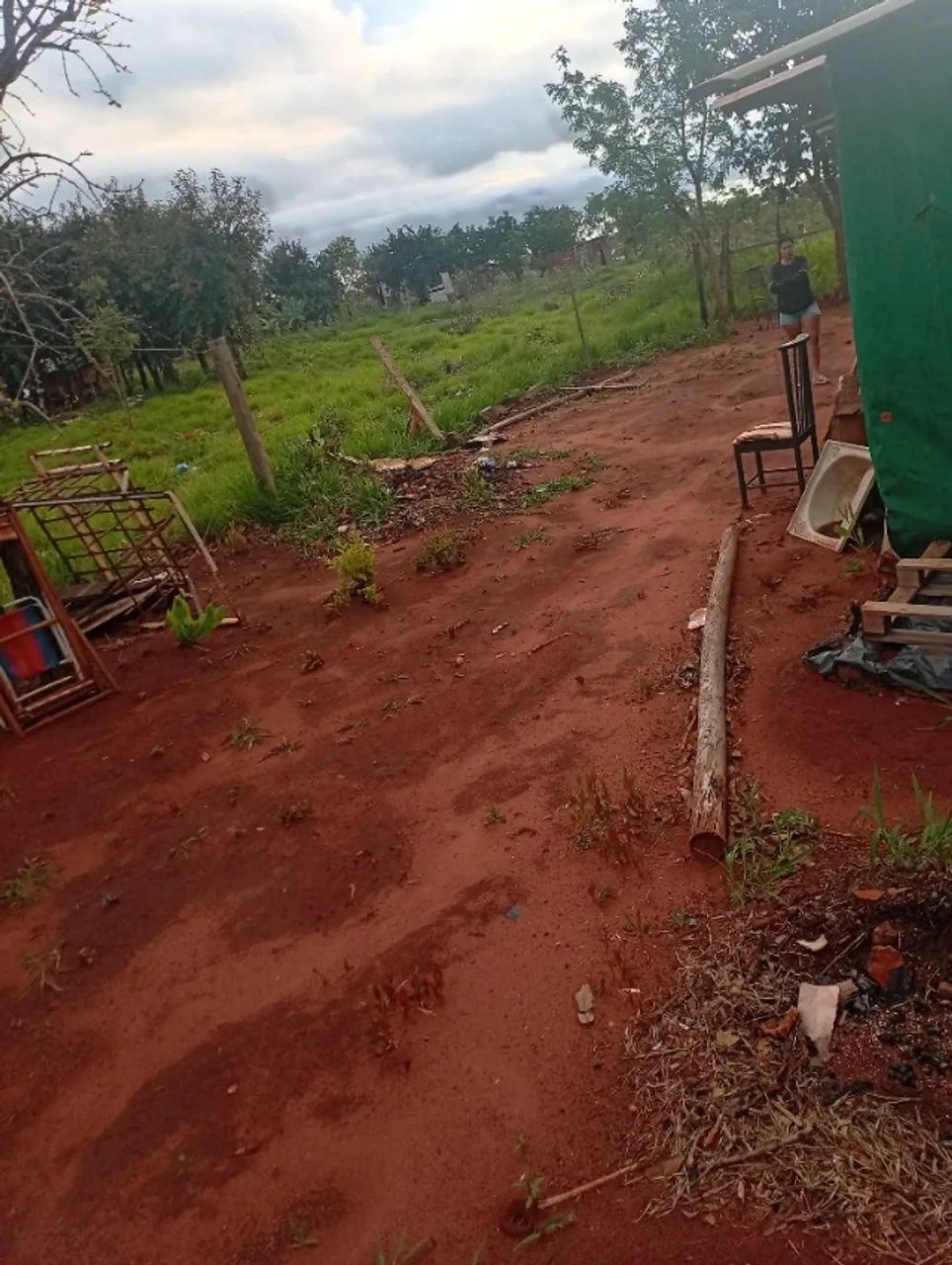  Vendo um terreno cm barraco .  - Foto 3