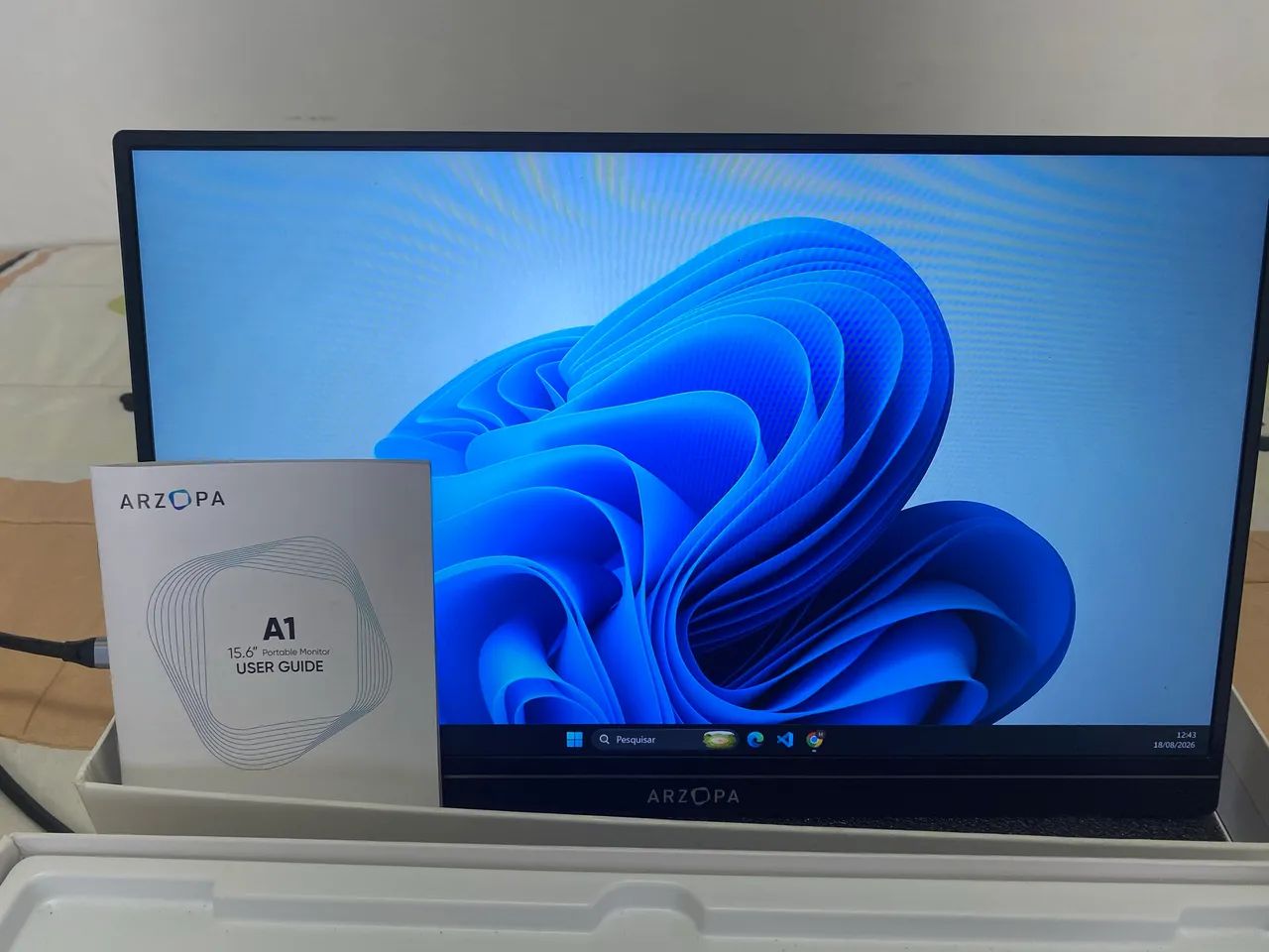 Monitor portátil Arzopa 15,6 - Foto 2