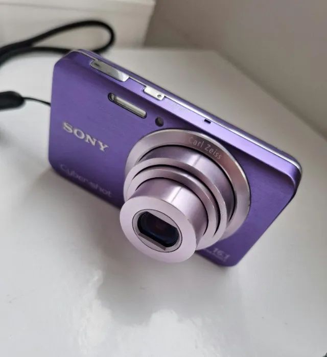 Câmera Digital Sony Cyber-shot DSC-W630/V 16.1 MP + Cartão de