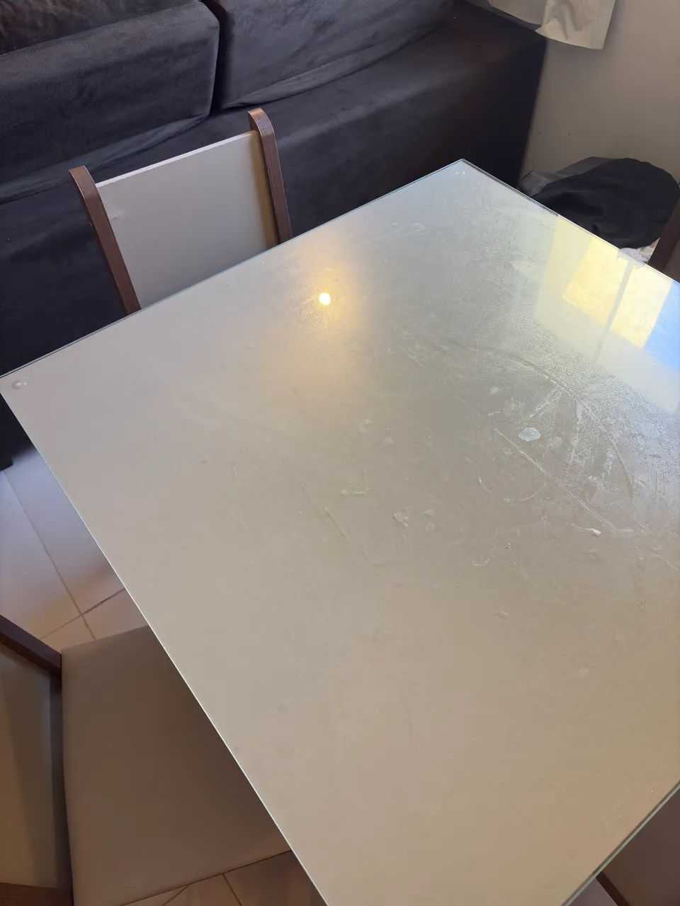 MESA COM TAMPO DE VIDRO 4 LUGARES - Foto 3