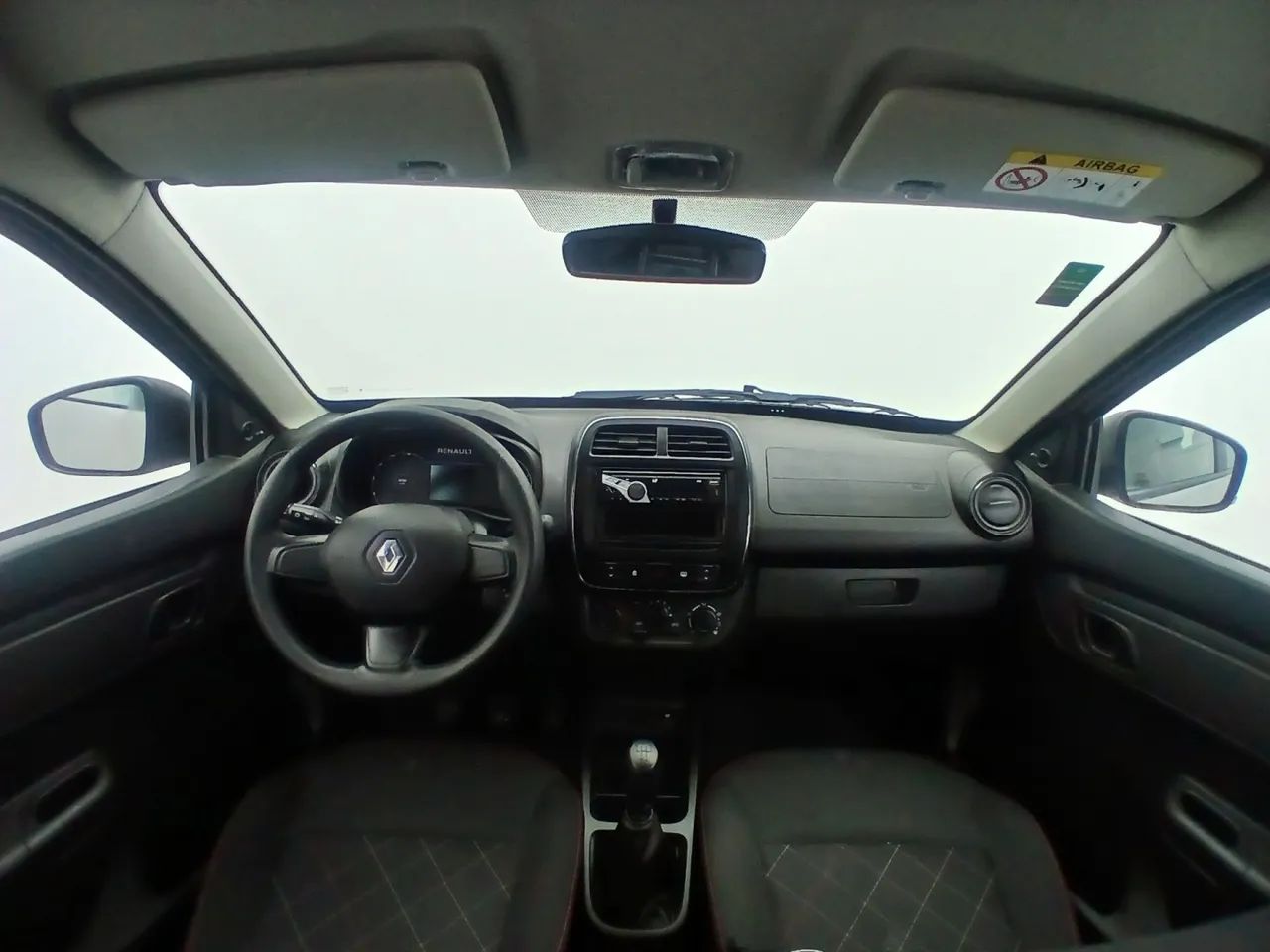 Renault Kwid 1.0 Zen, foto 15 de 18