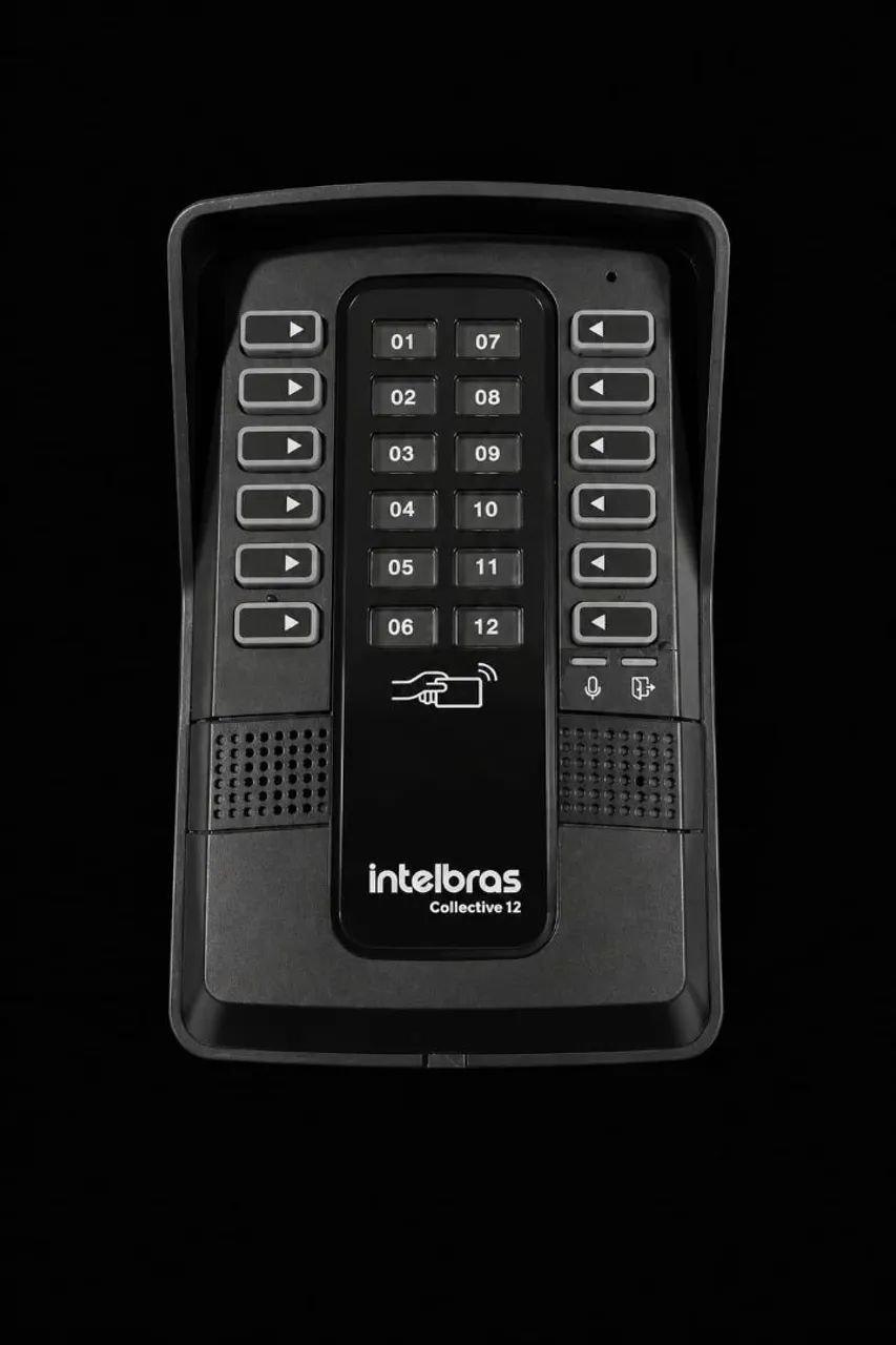 Central de interfone intelbra12 canais 9 aparelho excelente.
