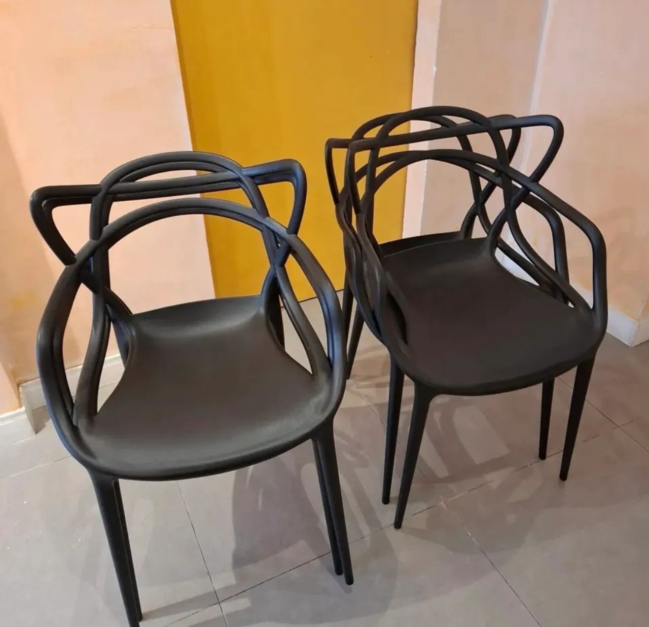Quatro cadeiras  Alegra