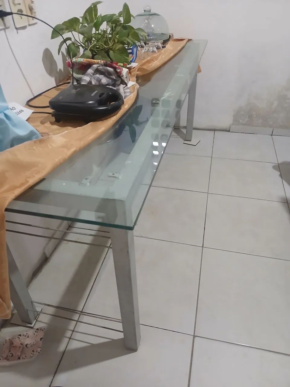 Aceito proposta pra vender hoje/ mesa de vidro 