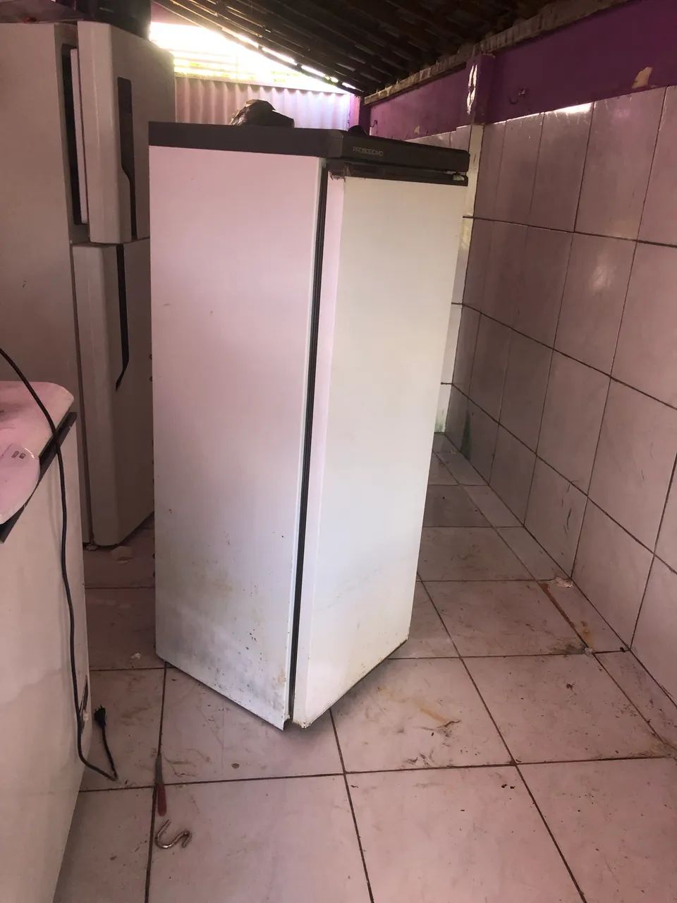 Frezer vertical  - Foto 2