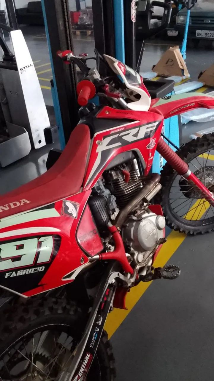 CRF 230F - Foto 2