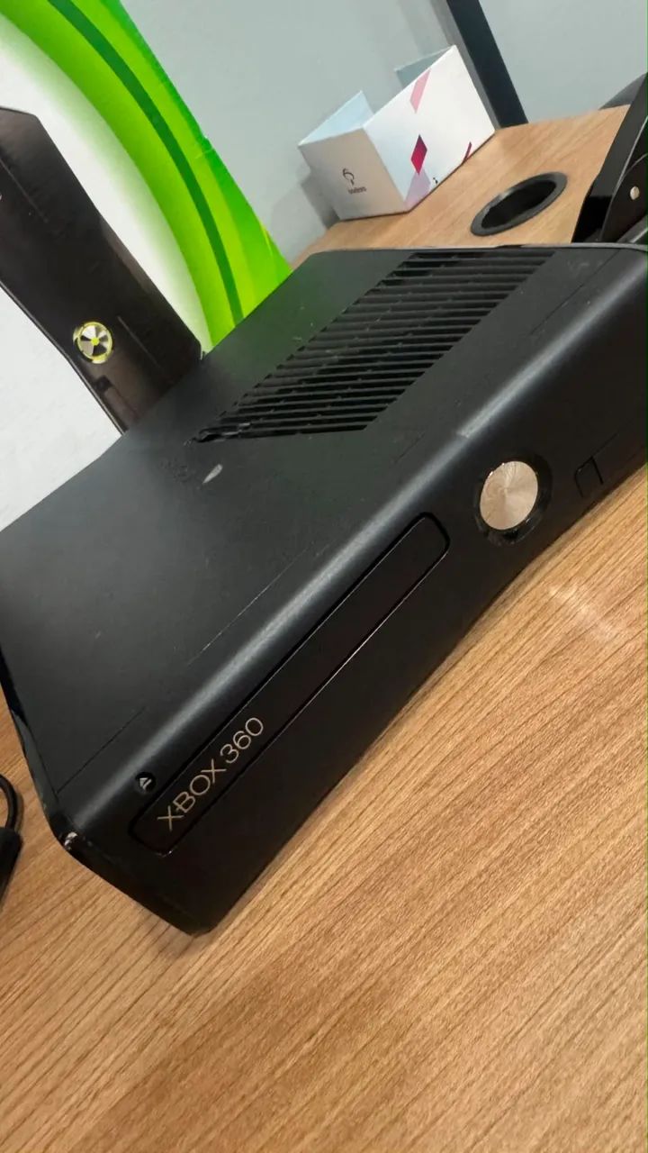 Xbox 360 Slim na caixa - Foto 4