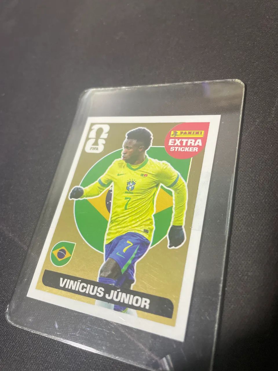 Vinícius Júnior Extra Sticker Ouro.457380912400977922