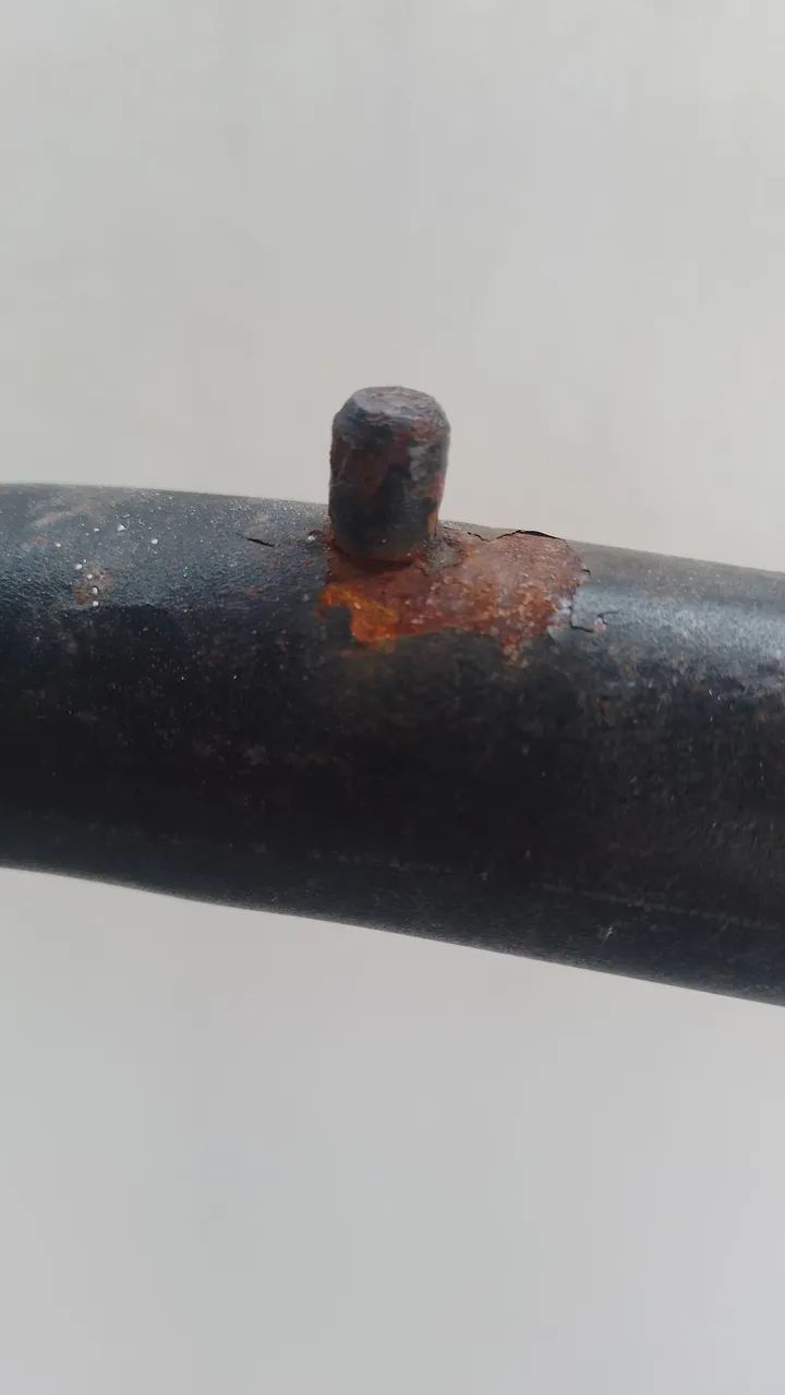 Arara de roupas de ferro - Foto 4