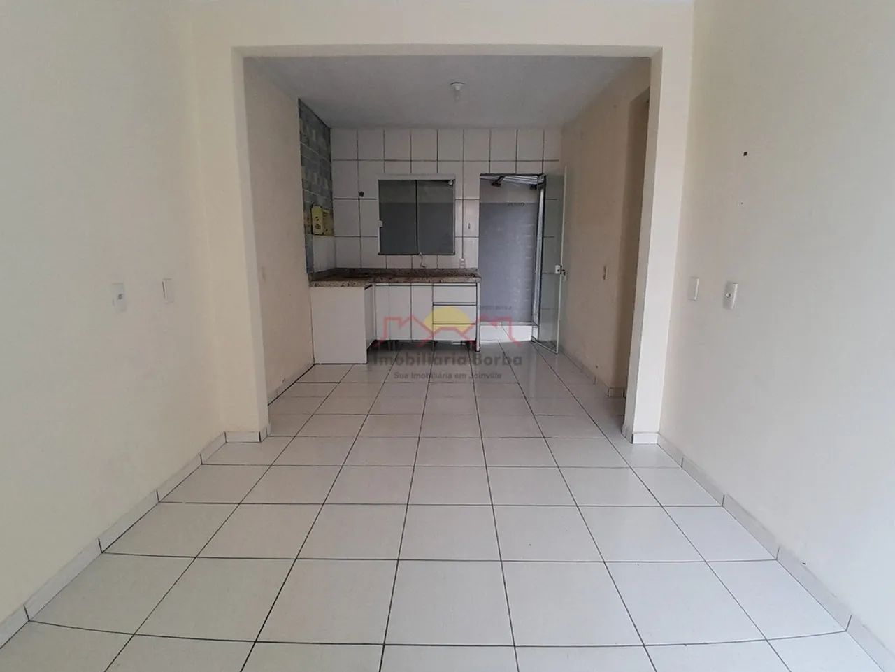Casa Geminada Semi Mobiliada 2 Quartos Centro - Foto 4