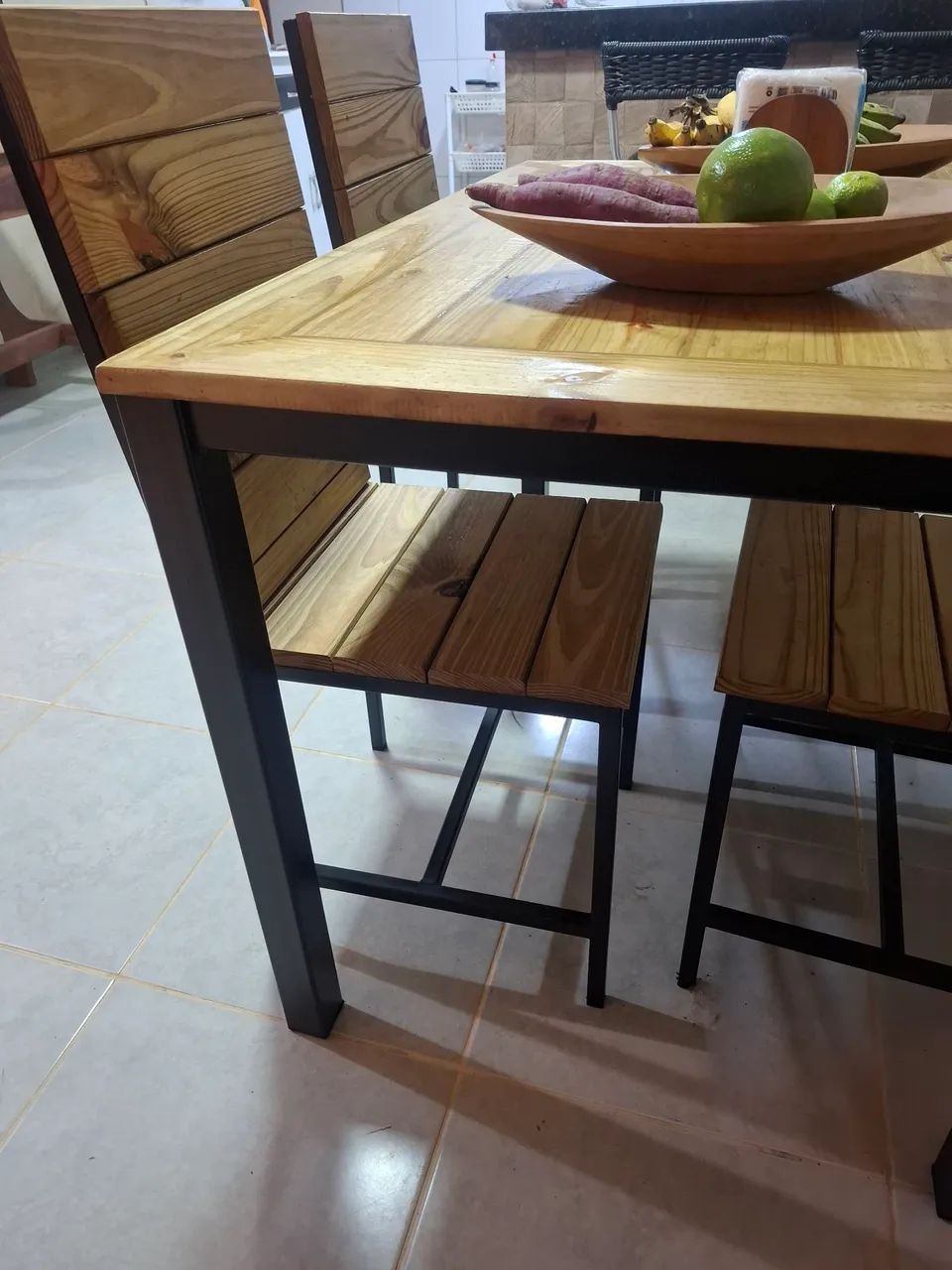 Mesa de quatro lugares  - Foto 4