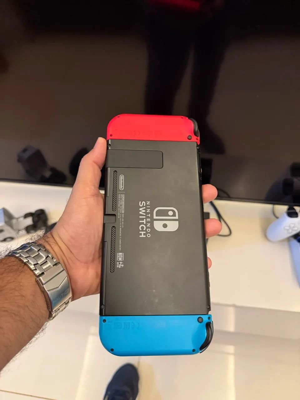 NINTENDO SWITCH + JOY-CON + DOCK + CONTROLE + CASE COMPLETA | IMPECÁVEL - Foto 3