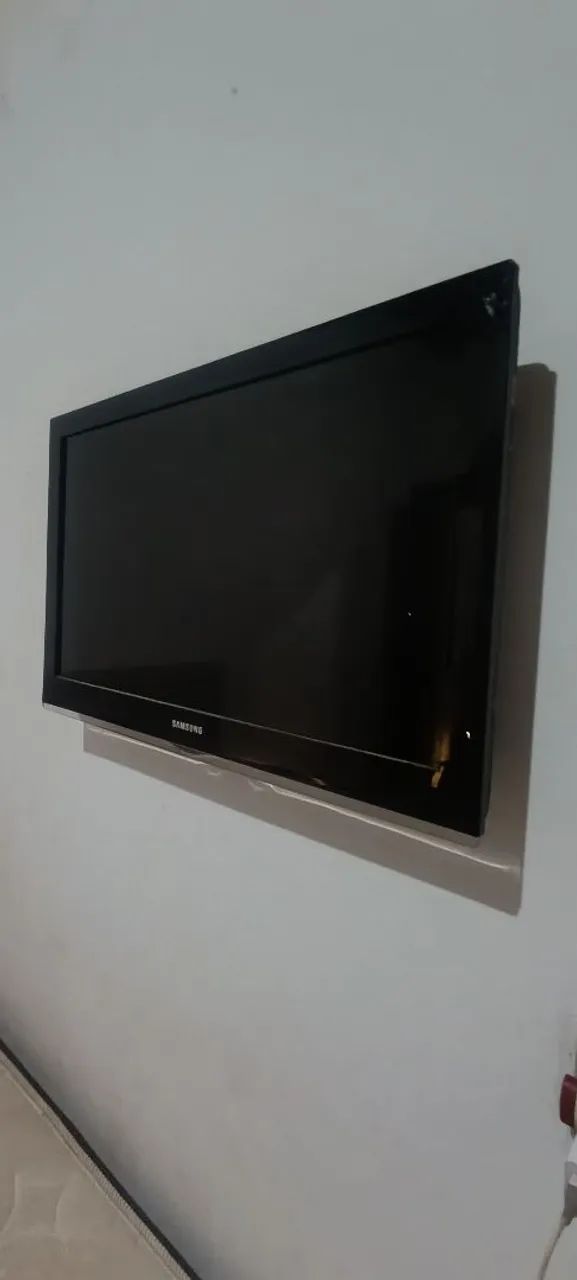 vendo tv 32 polegadas com conversor digital 