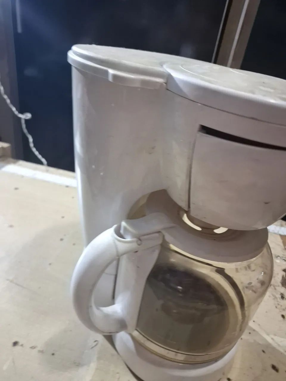 Cafeteira funcionando 
