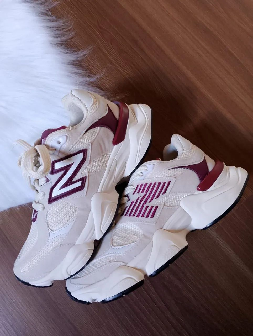 Tênis new balance branco vermelho 