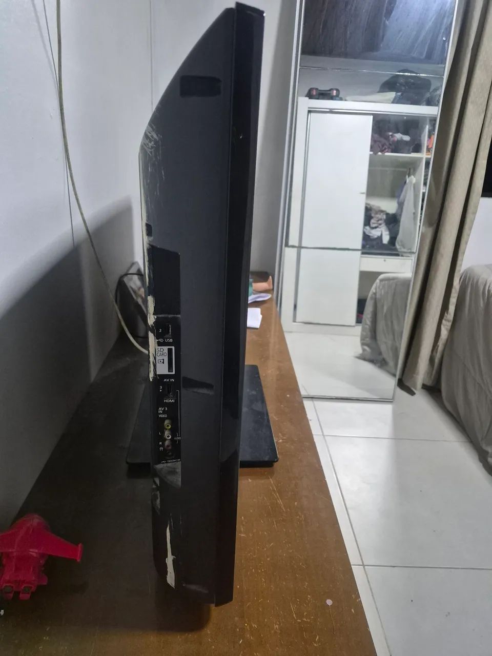 TV para uso de peças  - Foto 2