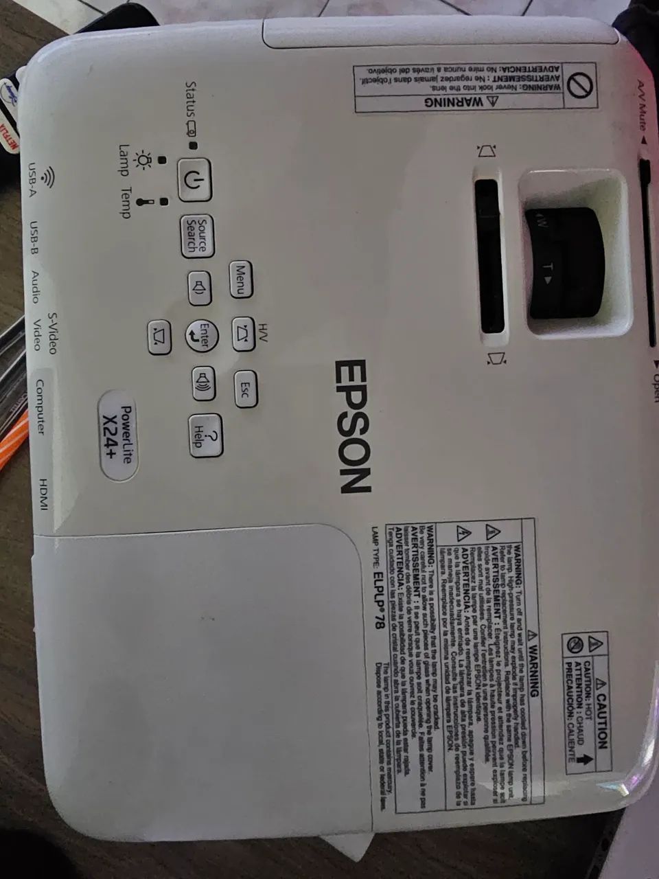 Projetor Epson Model H553A LCD