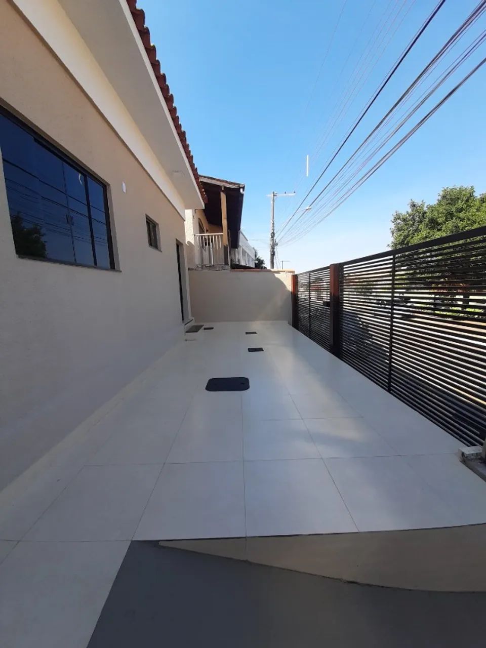 Excelente Casa com 4 Quartos sendo duas Suítes com Edícula - Jardim Botânico V 