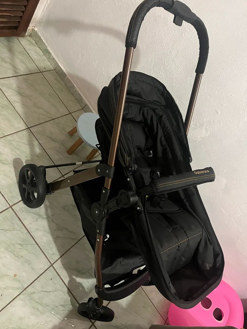 Vendo carrinho de bebê Galzerano  - Foto 2