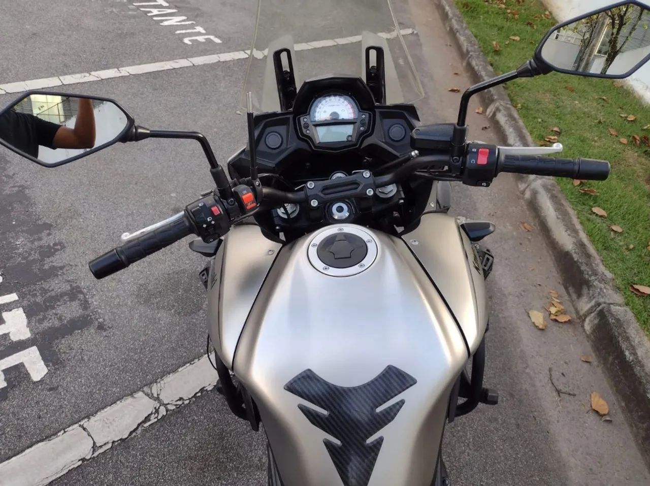 Kawasaki versus 650 zerada - Foto 3