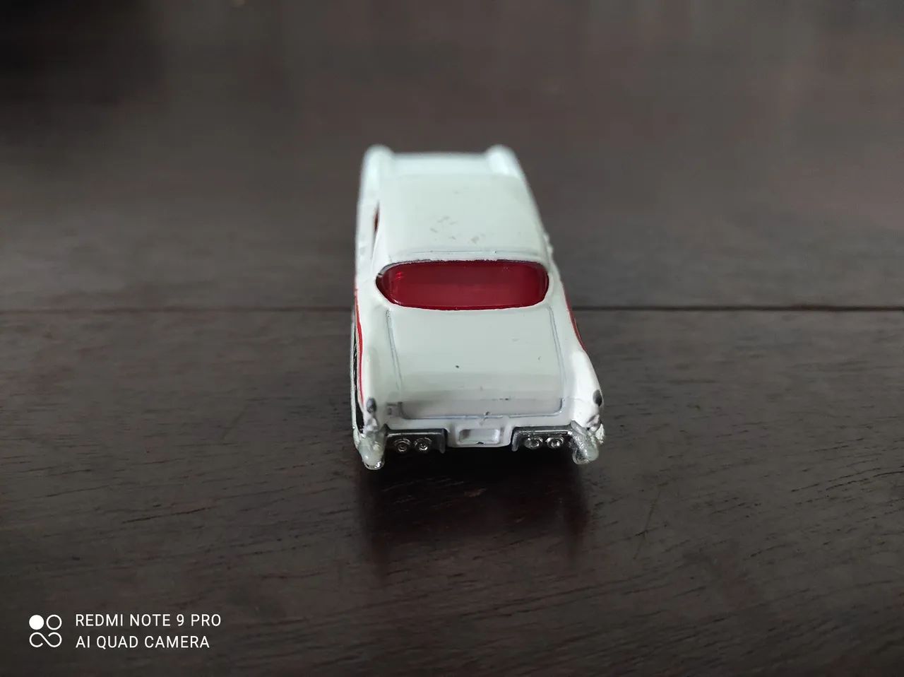 Hot Wheels '57 Cadillac Eldorado Brougham 2005 Mainline  - Foto 4