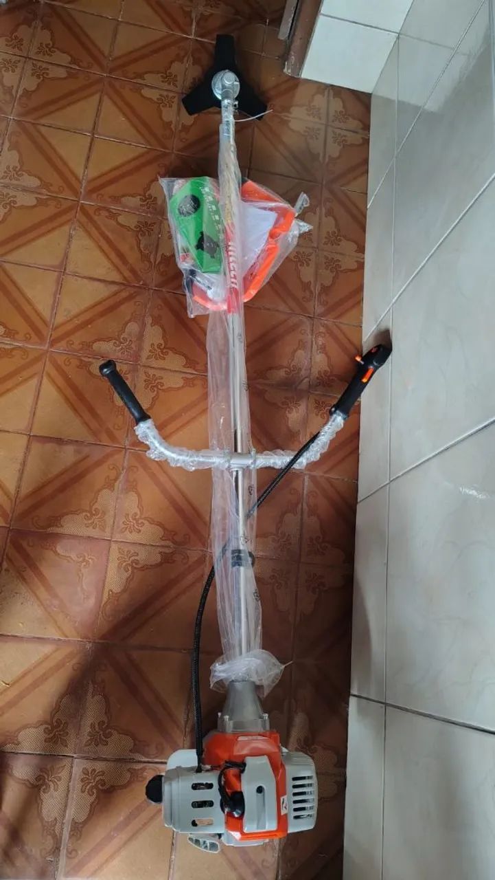 Roçadeira Nova