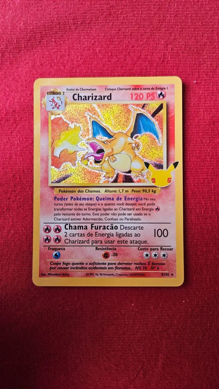 Carta Charizard 02 25 Celebrações - Foto 2