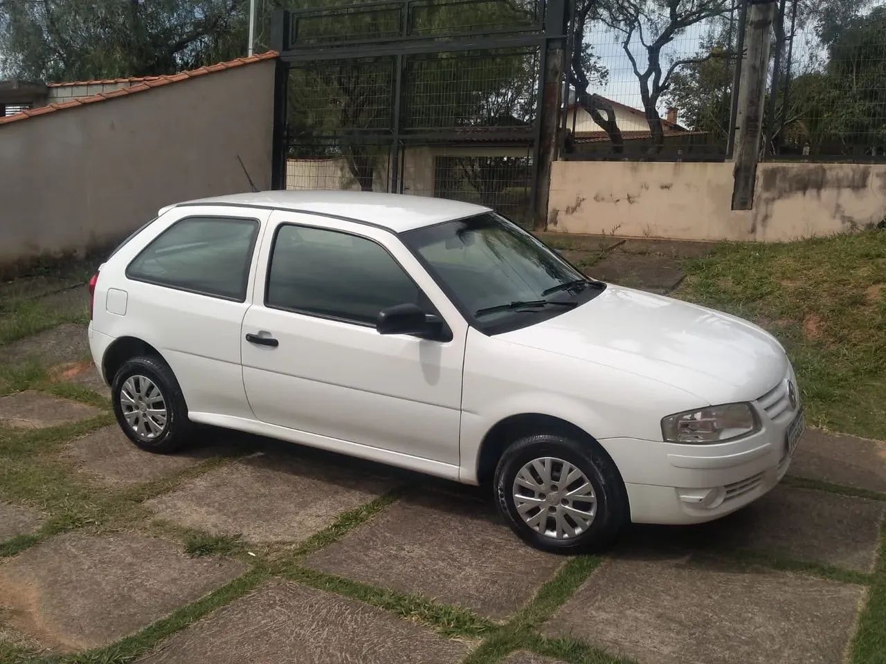 Volkswagen Gol GOL CITY (TREND) 1.0 MI TOTAL FLEX 8V 2P 2013