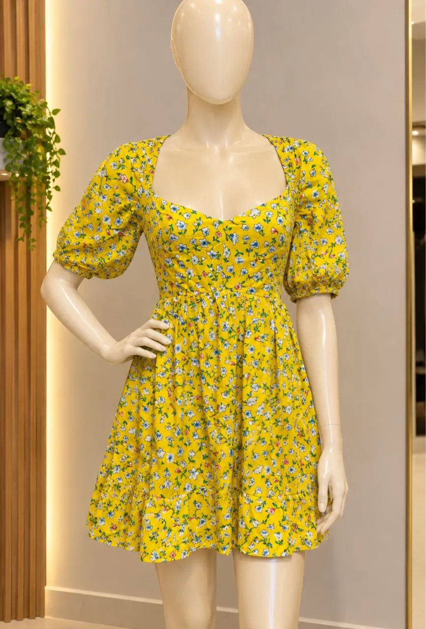 Vestido floral amarelo