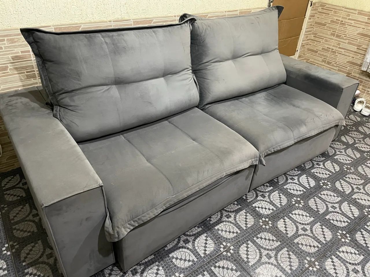 Sofá retrátil reclinável cinza 2,50m 