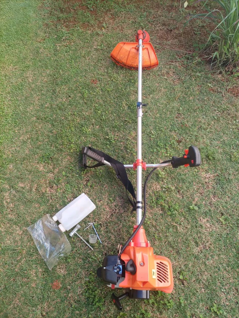 Roçadeira a gasolina 65cc R$ 540,oo ZAP * - Outros itens para agro