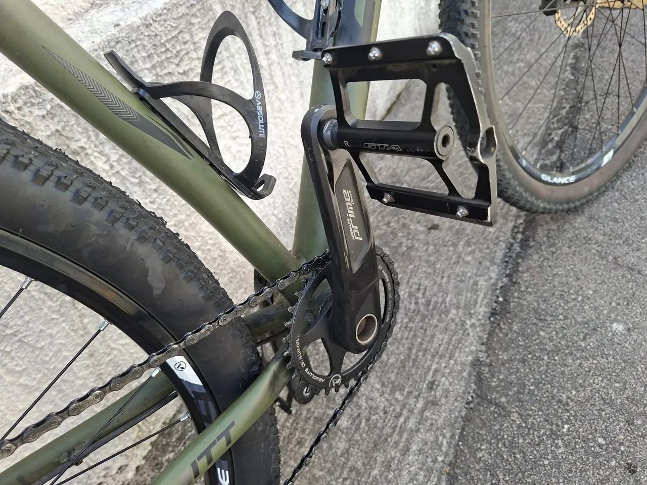 Bicicletaria MTB 12v FIRST  - Foto 3