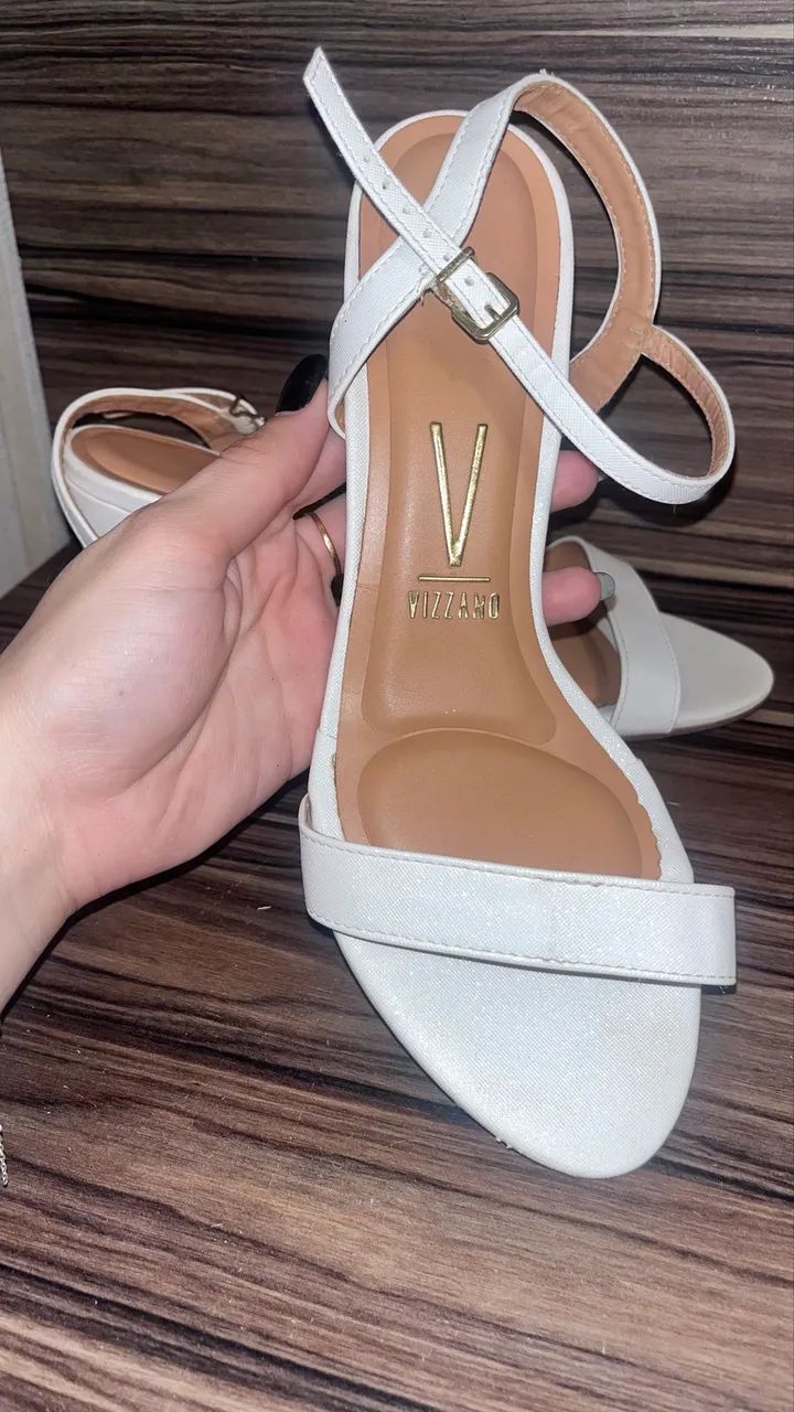 Sandália Vizzano branca - Foto 4