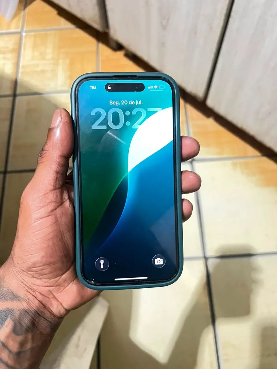 Vende se iPhone 15