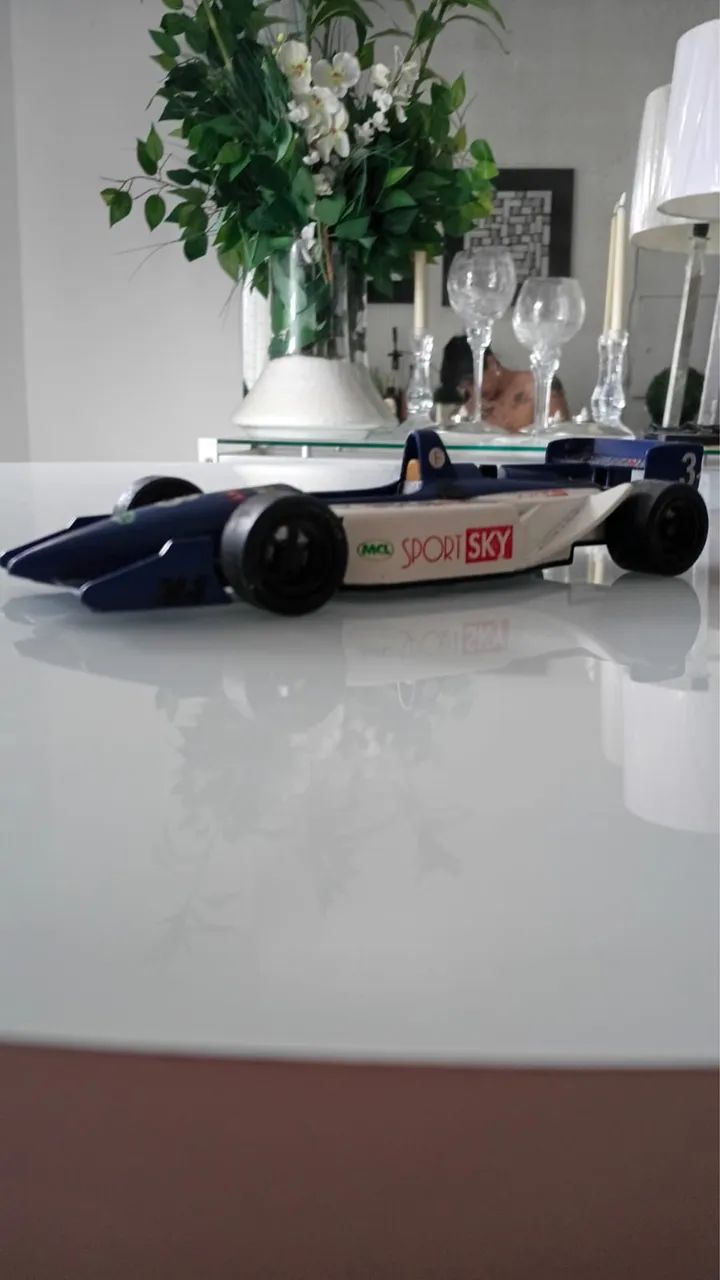 Fórmula 1 Miniatura escala 1/24 - Foto 3