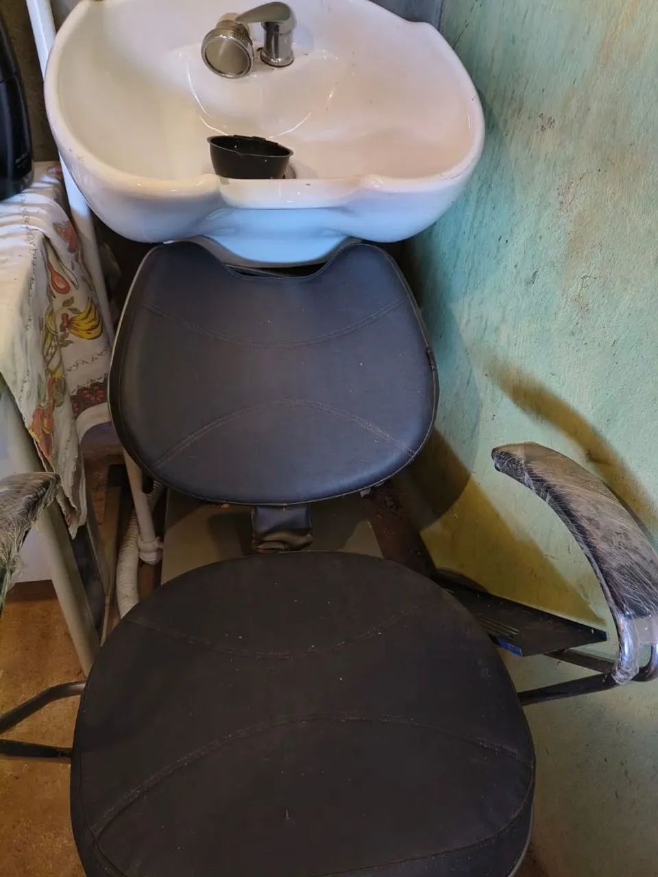 Lavatório para salão com cuba de porcelana 