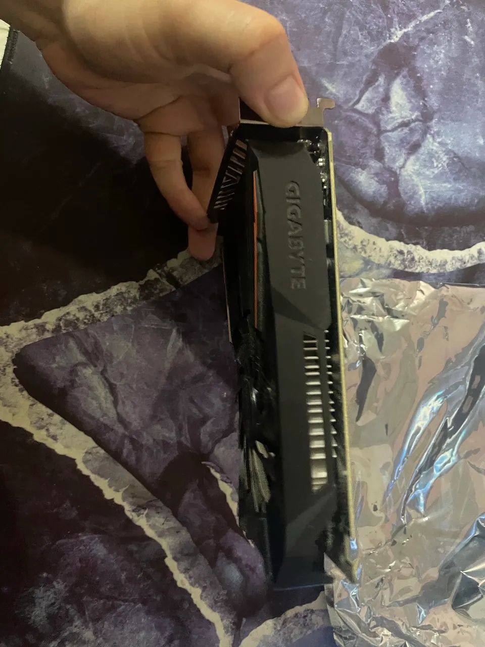 GTX 1050 2GB - Foto 3