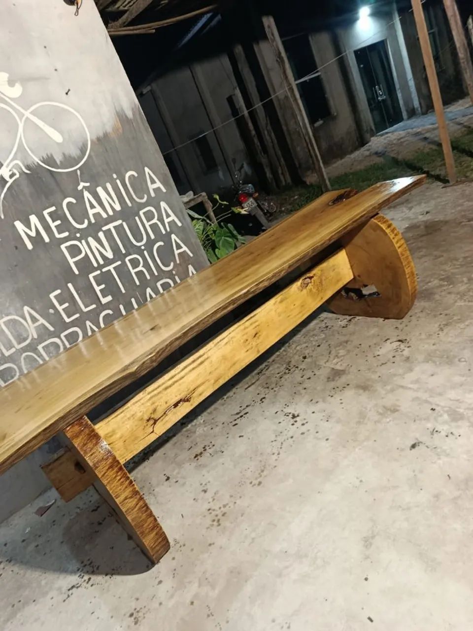 Vendo mesa rústica de piquiá  - Foto 4