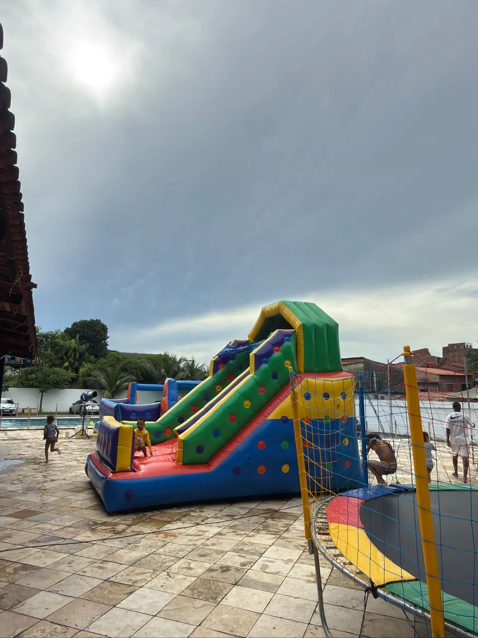 Locação de brinquedos infláveis - Foto 4