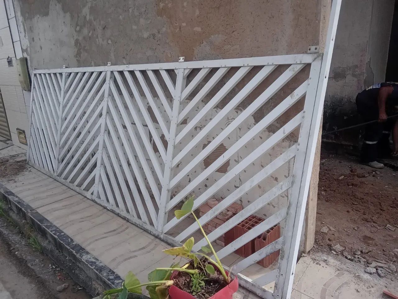 Grade e portão - Foto 2