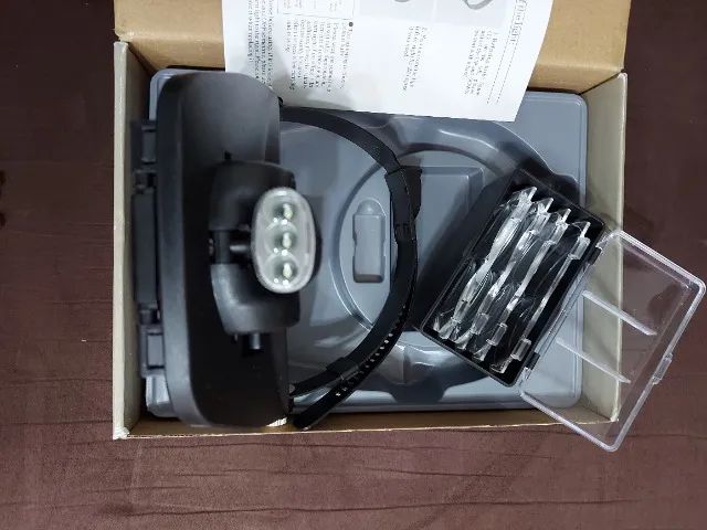Lupa de cabeça profissional 4 lentes e 3 leds Vuemax Pro - Foto 3