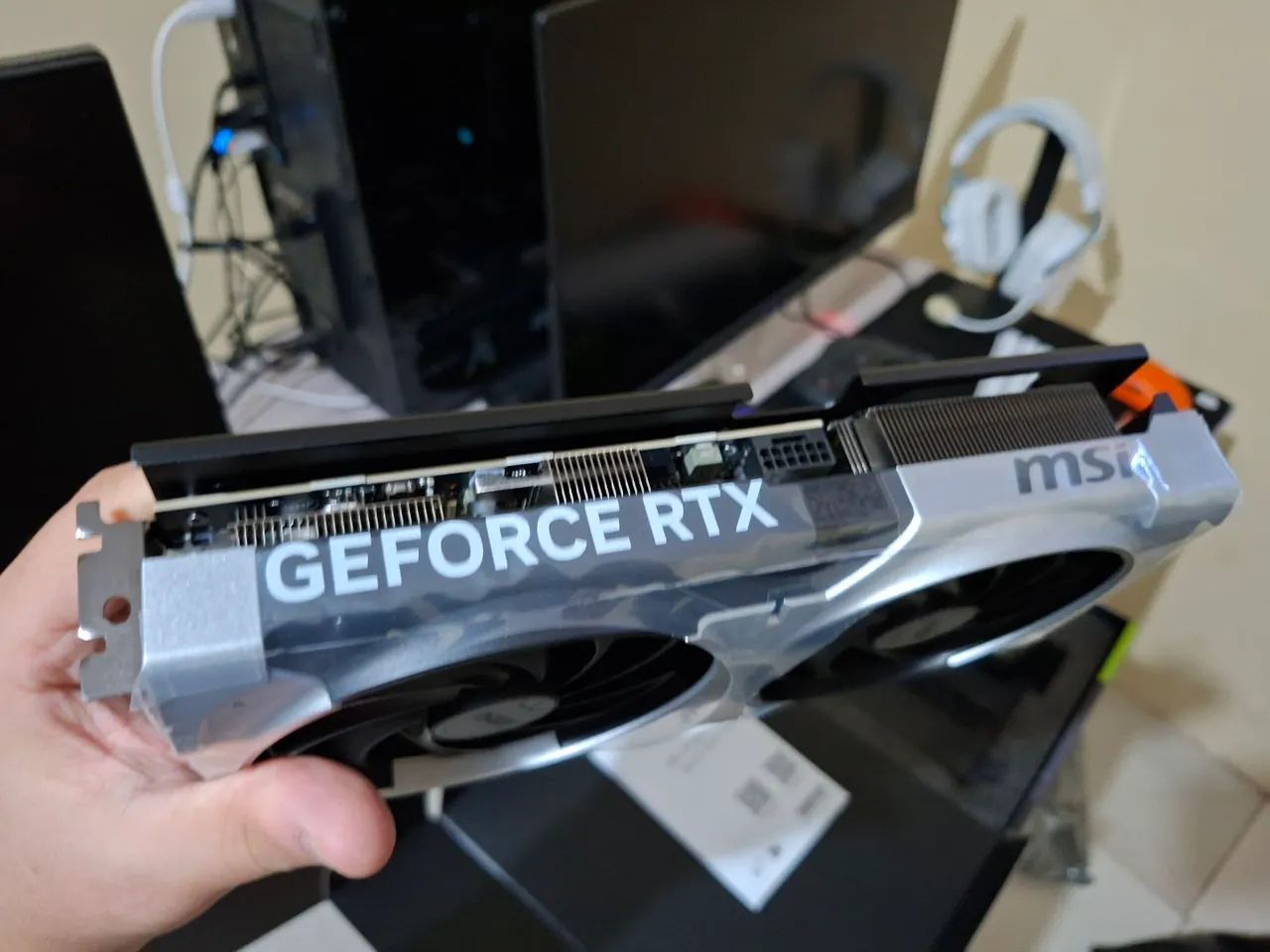 RTX 5070 - 12GB - comprada em Janeiro/26 - 3 anos de garantia  - Foto 3